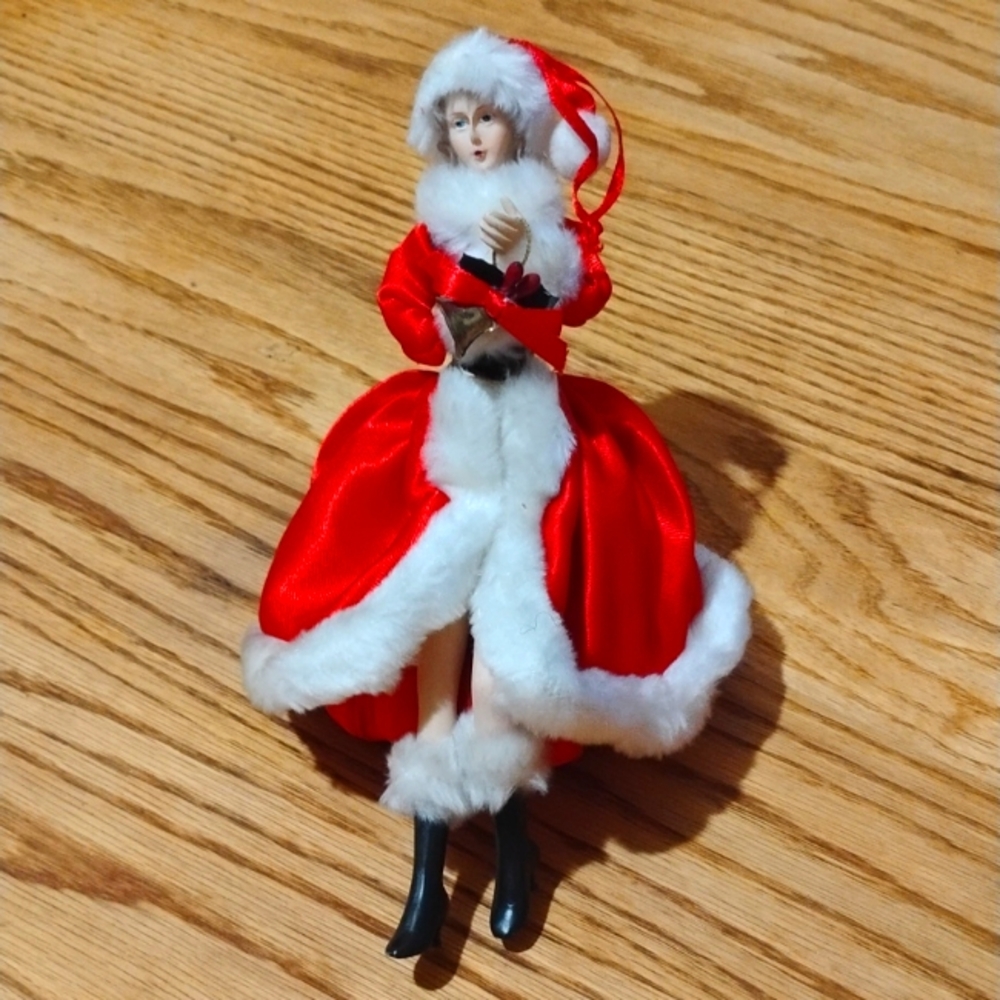 VINTAGE MRS. SANTA DOLL HOLDING A BELL